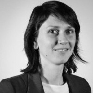 AdrianaFari-998's avatar